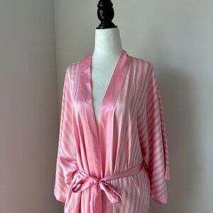 🩷 Victoria's Secret Iconic Pink Stripe Satin Robe M/L